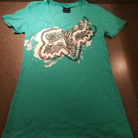 Fox Tops - FREE WITH ANY PURCHASE Teal fox t-shirt